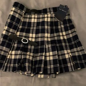 Brandy Melville Dana Plaid Pleated Skirt